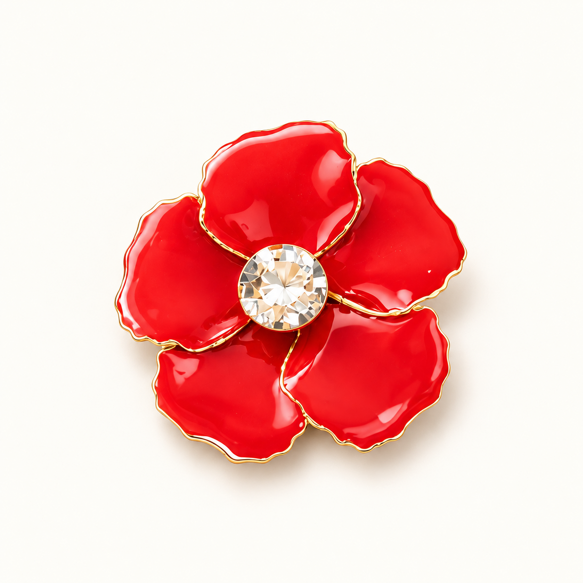Rode glanzende Rouge Bloom bloemenbroche met goudkleurige randen en kristalhart
